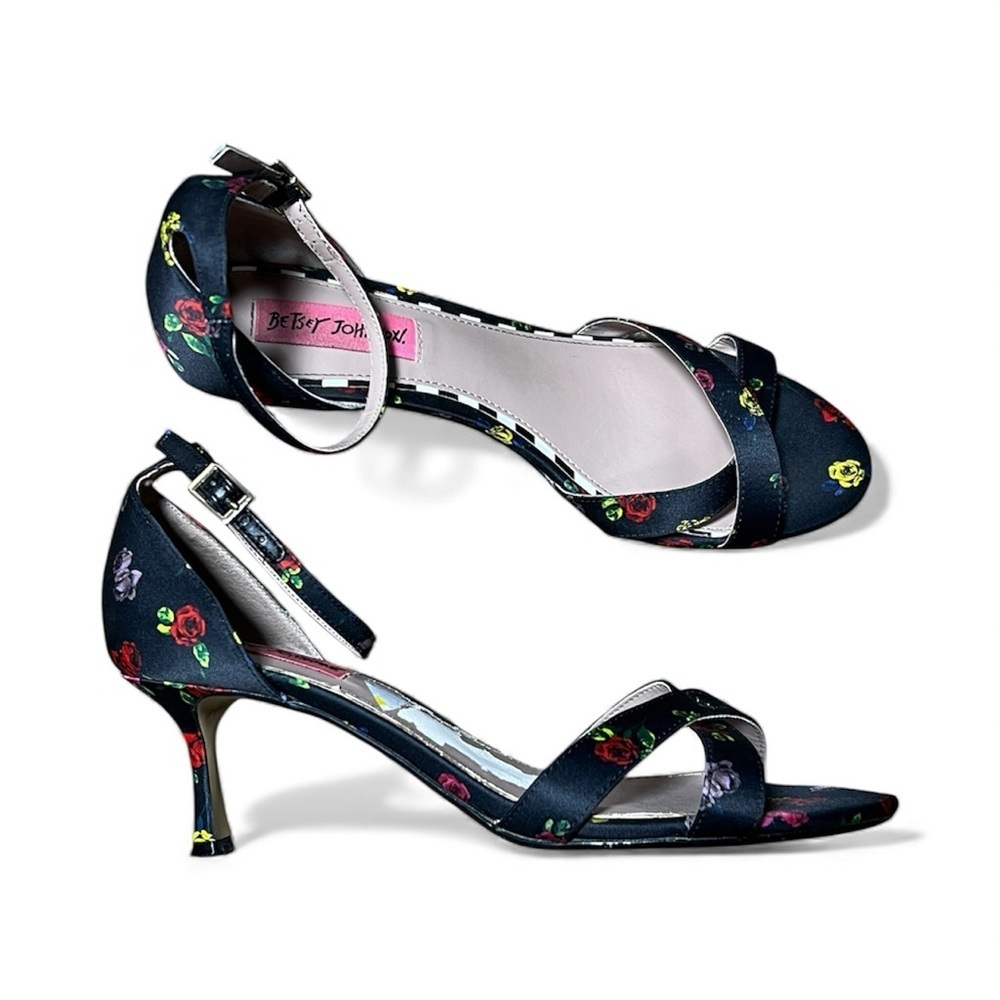 Betsey Johnson Black Floral Heels